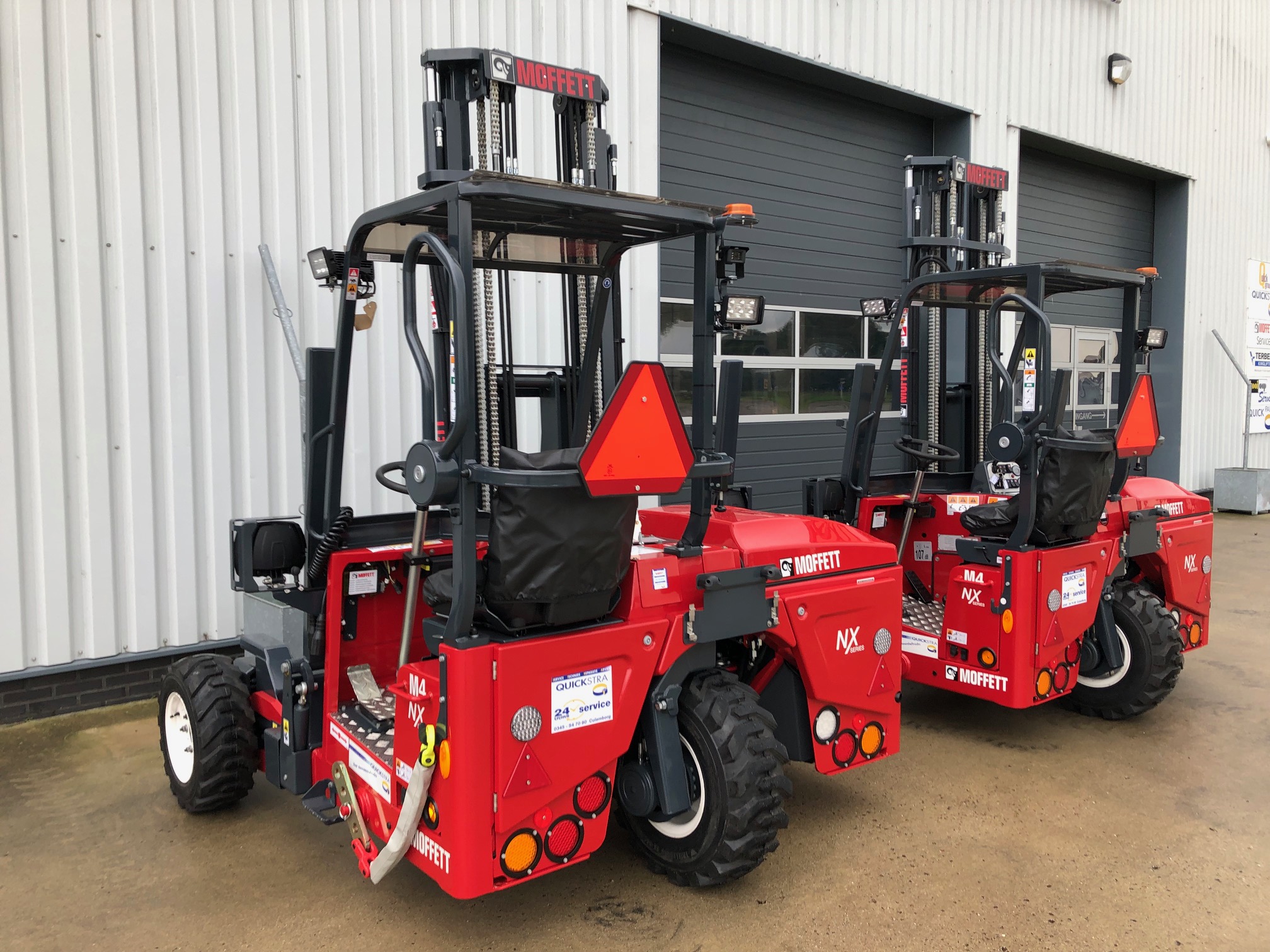 2x Moffett M425.4 2024